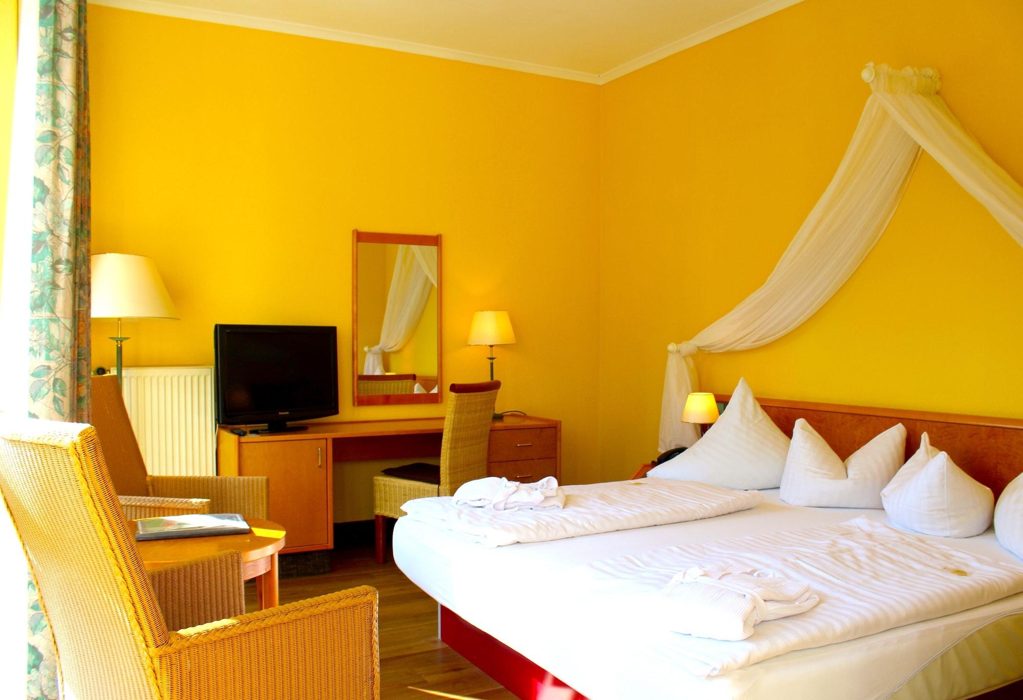 Park Hotel Fasanerie נויסטרליץ מראה חיצוני תמונה