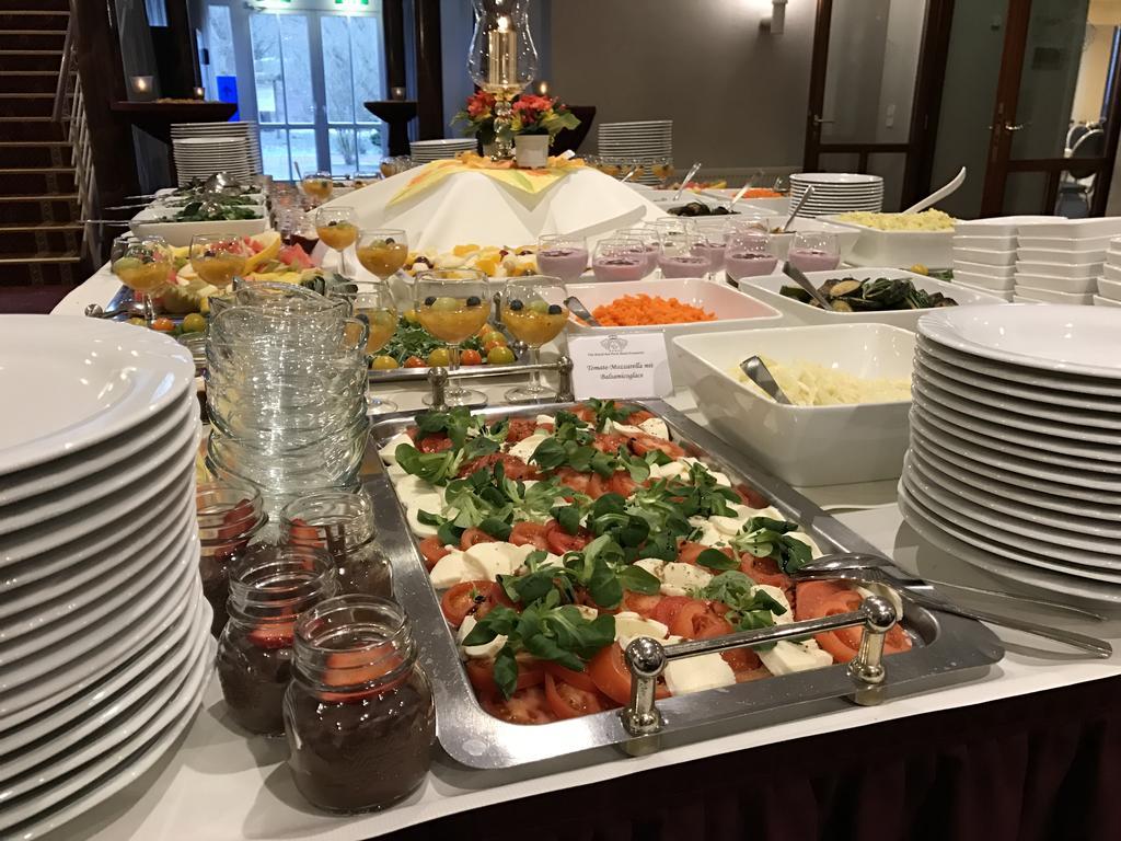 Park Hotel Fasanerie נויסטרליץ מראה חיצוני תמונה